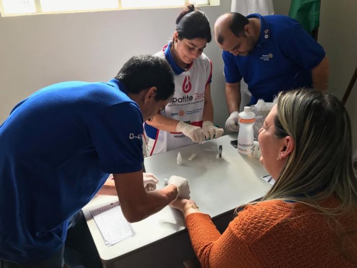 CAMPANHA CONTRA HEPATITE C